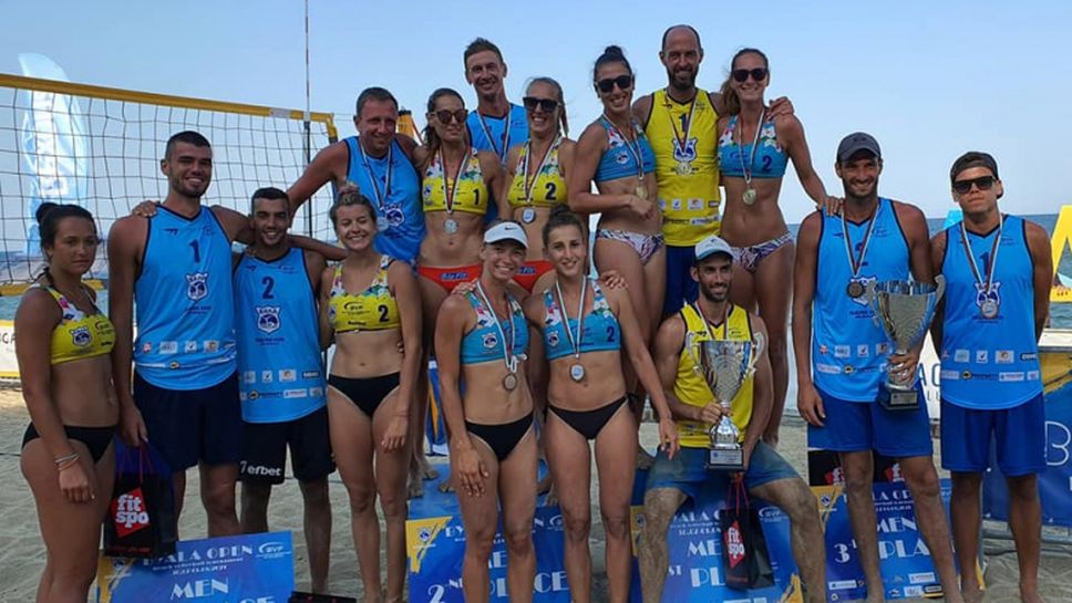 Нешев и Раев и Николова и Мишонова спечелиха турнира по плажен волейбол в Бяла🏐