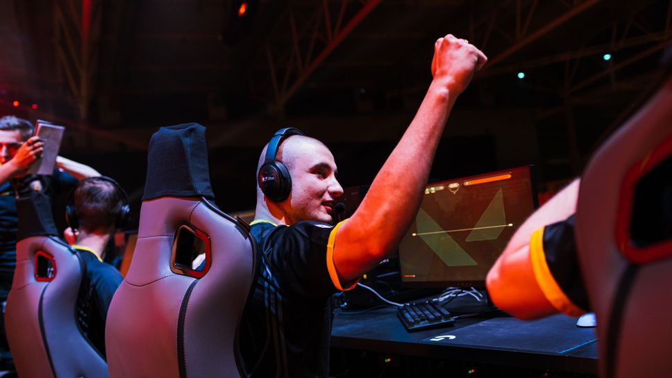 Пълен обрат за Case с Беркант "Wolfen" Джошкун в голям турнир