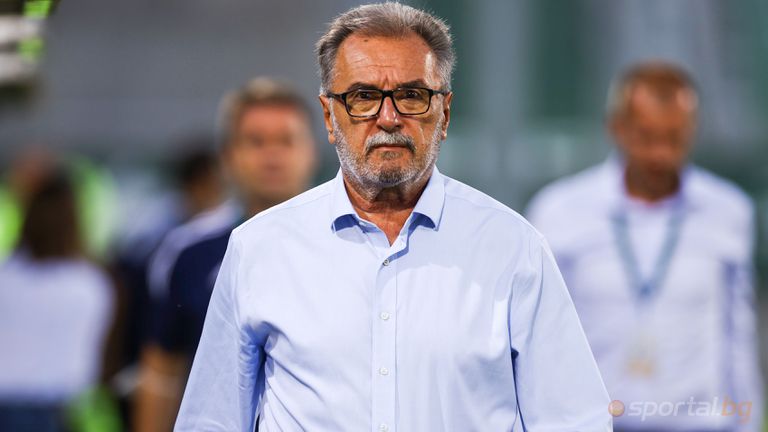 Треньорът на Динамо (Загреб) не разбира защо го критикуват преди мача с Лудогорец