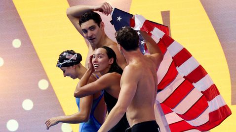 Смесената щафета на САЩ със злато и рекорд на Световното