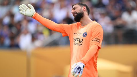 ПСЖ информира Донарума за идването на новия вратар