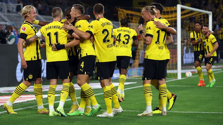 Борусия Дортмунд записа четвърта победа от първите си пет мача