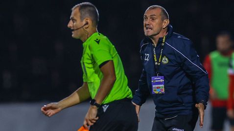  Загорчич: Трудно е, когато останеш без двама положителни футболисти 