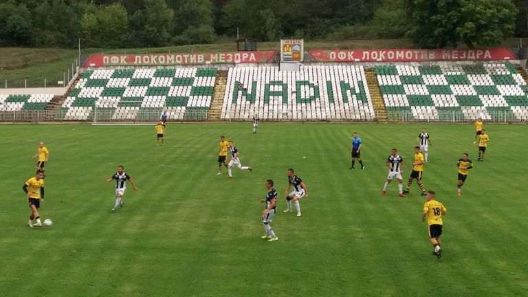 Локомотив Мездра се наложи с 2 0 у дома над Гранит