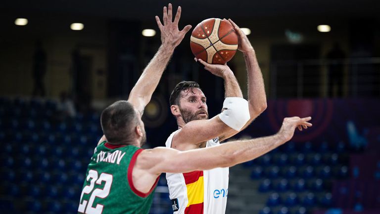 Капитанът на испанския национален отбор по баскетбол Руди Фернандес вече