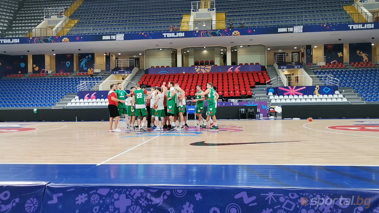 Мъжкият национален отбор на България по баскетбол излезе на паркета