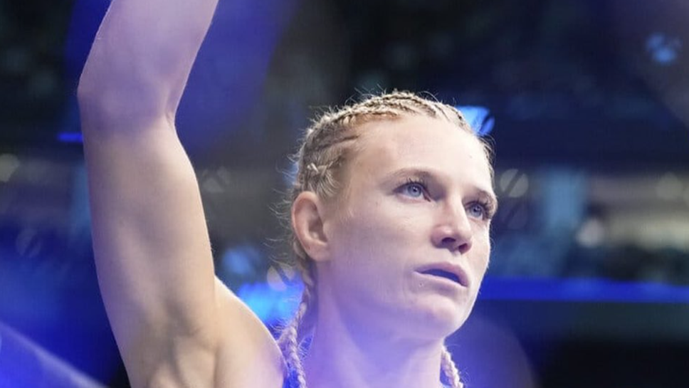 Фиоро запази перфектната си статистика в UFC с победа над Намаюнас