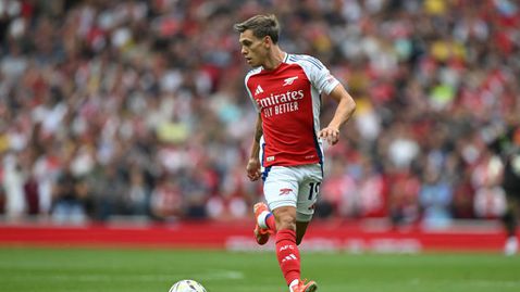 Саудитски клуб отправи оферта за крило на Арсенал