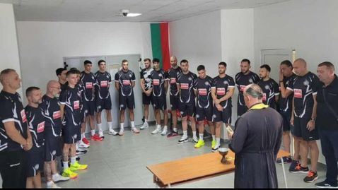 Матей Казийски започна подготовка с Локомотив Авиа