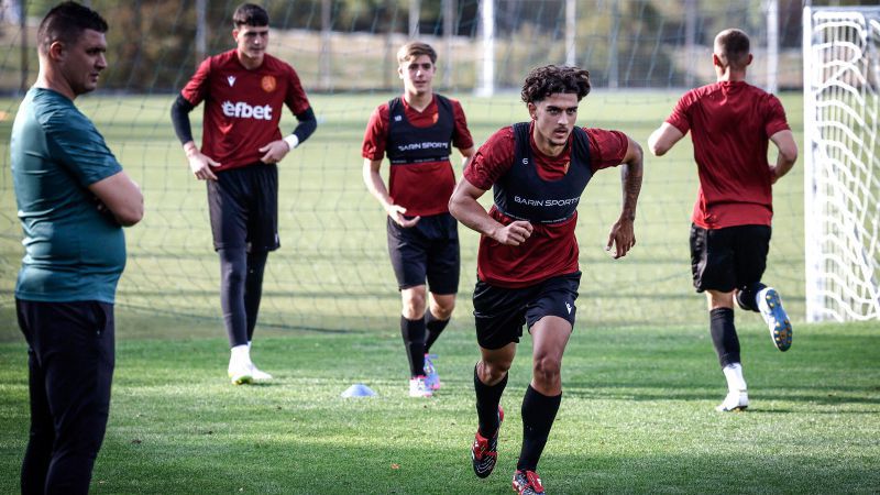 България U19 стартира подготовка с играчи от Милан, Уест Хам и Кьолн