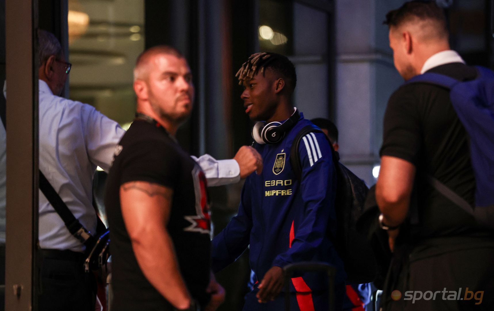 Испанските национали пристигат в България