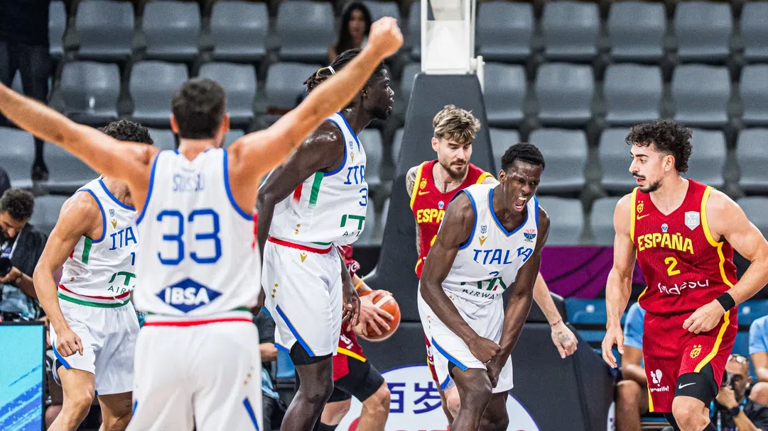 Италия излъга Испания