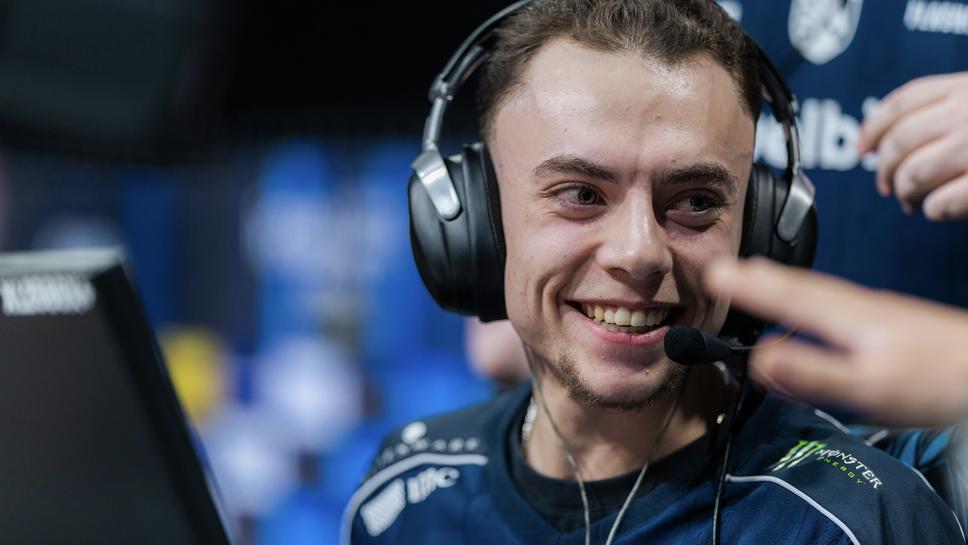 NiP привлече Krimbo под наем и му повери капитанската роля