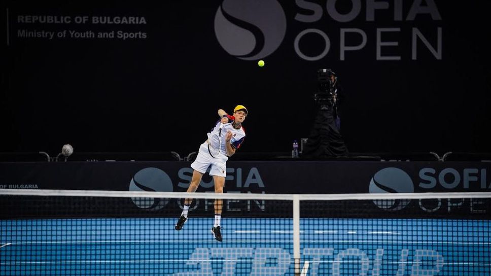 Синер направи още една крачка към Финалния турнир на ATP