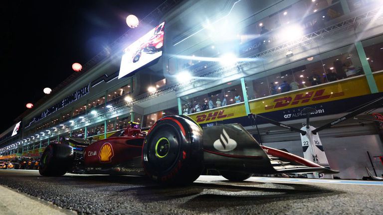 Доставчикът на гуми във Формула 1 Пирели прогнозира по един
