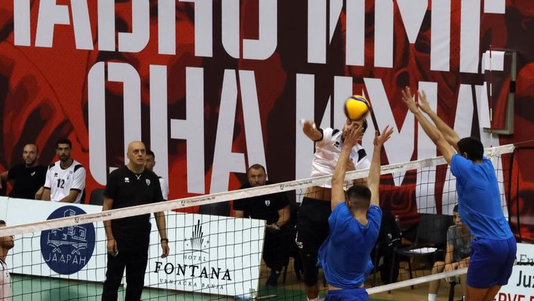 Мъжкият волейболен Левски София допусна втора загуба на мемориалния приятелски