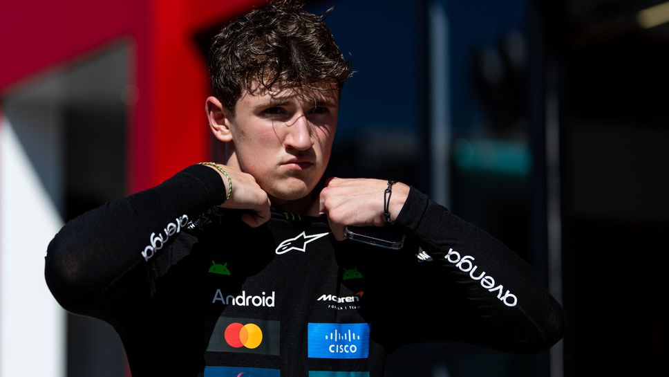 Пилотът от Формула 2 Алекс Дън напусна през 2025 програмата