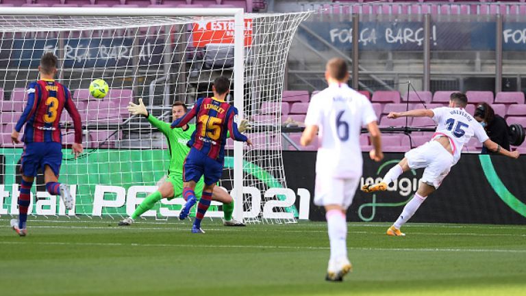 Реал Мадрид удари Барса на "Камп Ноу" с 3:1