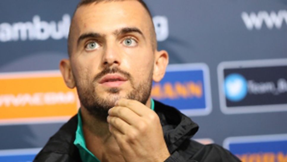 Унгарците стъпиха на "Васил Левски", след което дадоха пресконференция