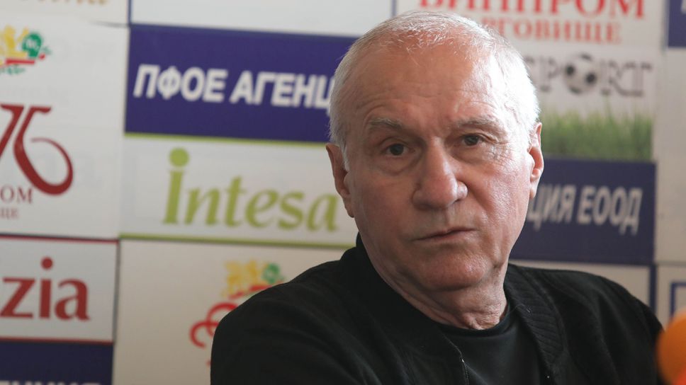 Стефан Аладжов: Левски има много да си връща на "моряците"