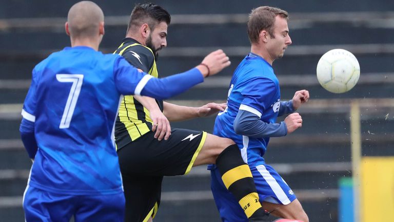 Загубата на съседското дерби от Черноломец Попово не е единствената