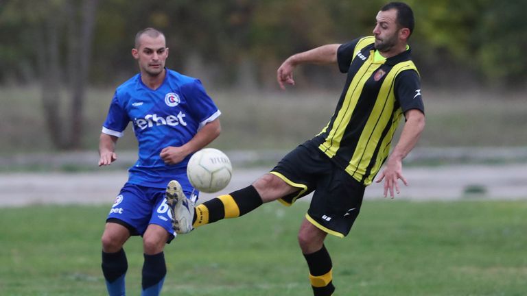 2 2 приключи приятелската срещу между Светкавица Търговище и Енев Дибич