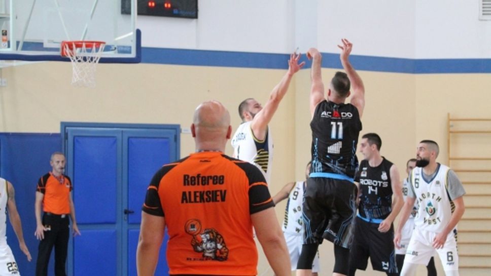 Норт Уест не сбърка срещу Роботите на старта