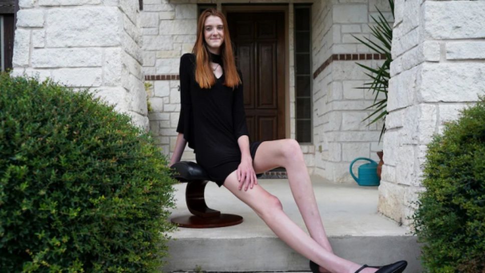 Волейболистка е с най-дългите крака в света