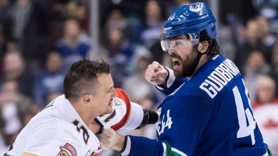 Отава привлече защитник от Анахайм