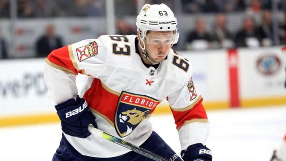 Отава подписа за три години с Дадонов