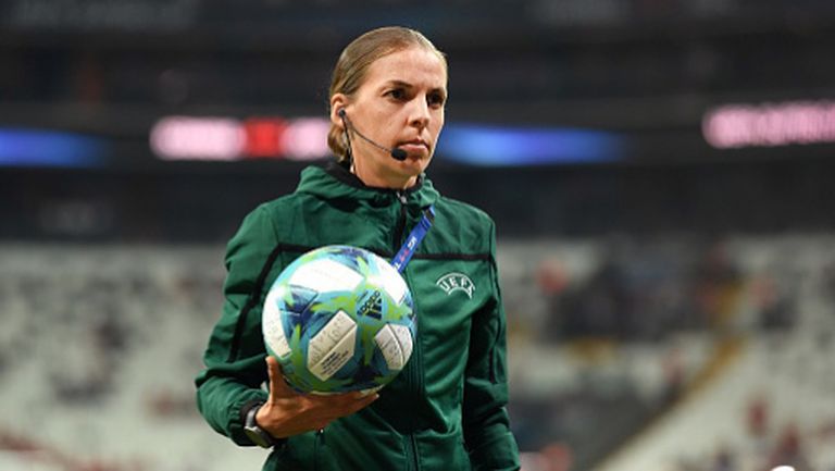 За първи път жена ще ръководи мач от Лига Европа