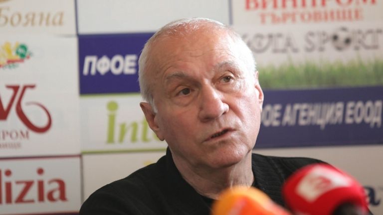 Стефан Аладжов: Ако ще и от Луната да докарат треньор в Левски, само да се оправят нещата