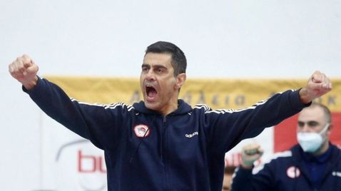 Димитрис Казазис:  Олимпиакос може да постигне положителен резултат срещу Хебър в ШЛ
