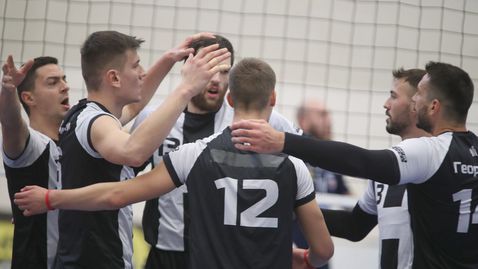 Миро Живков изведе Локомотив (Пловдив) до първи успех