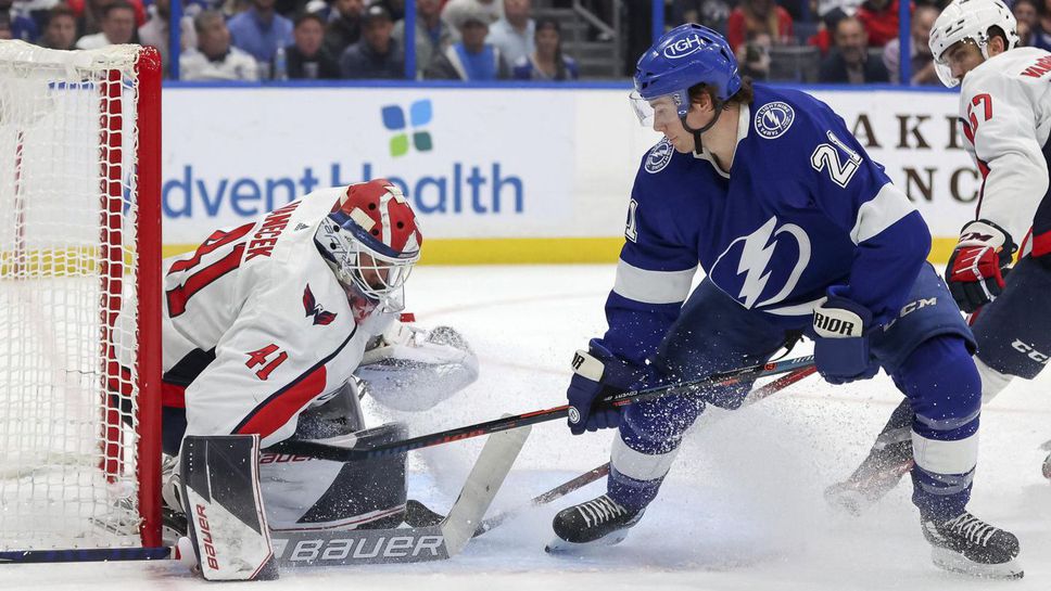 Тампа Бей спря серията на Вашингтон в НХЛ