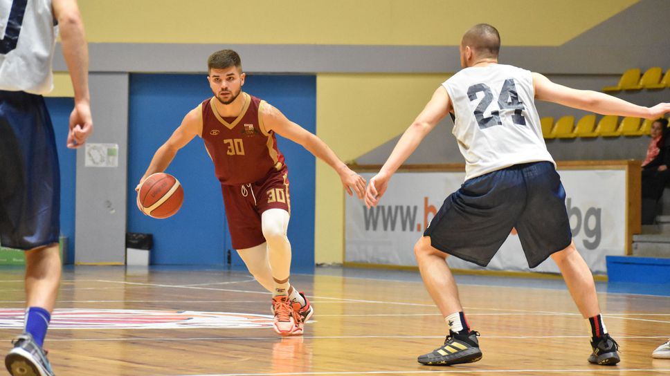 Правец обърна Левски 2022