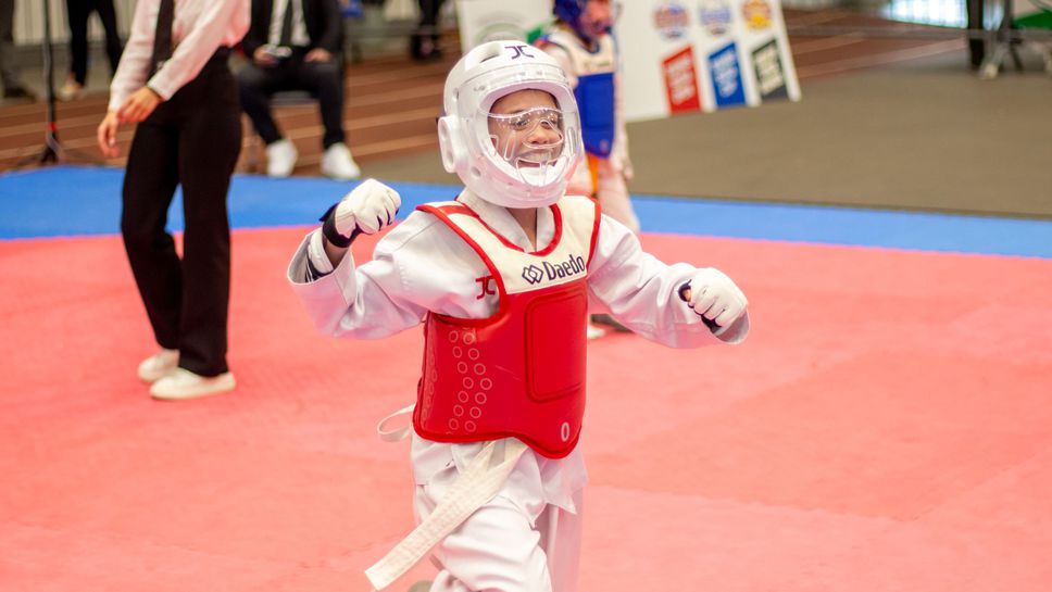 Българските отбори спечелиха най много медали и превзеха почетната стълбичка на