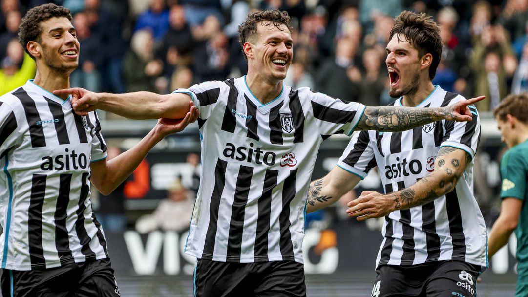 Сензация в Ередивизи: последният вкара осем гола на бившия тим на Филип Кръстев