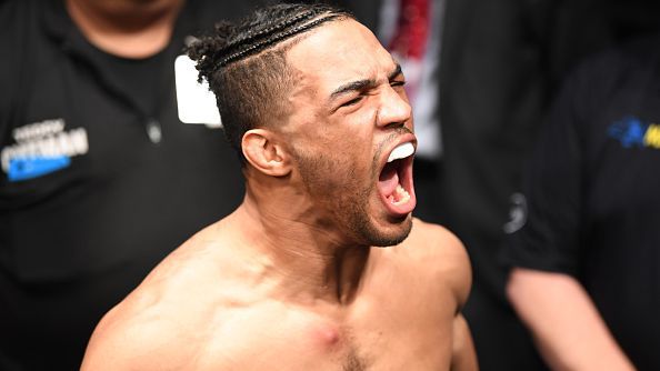 Бивш претендент за титла в UFC се оплака, че го уволнили чрез имейл