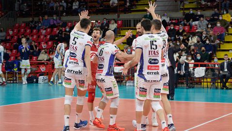 Матей Казийски и Тренто без шансове срещу Перуджа на старта на ШЛ🏐