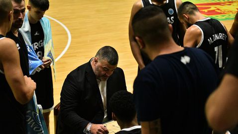 Черноморец отново се прероди в третата четвърт по пътя към десетия си успех за сезона