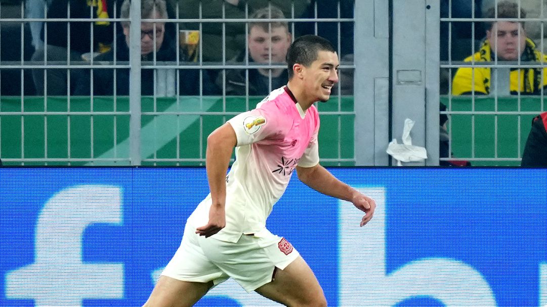 Леверкузен взе сладък реванш срещу Борусия (Дортмунд)