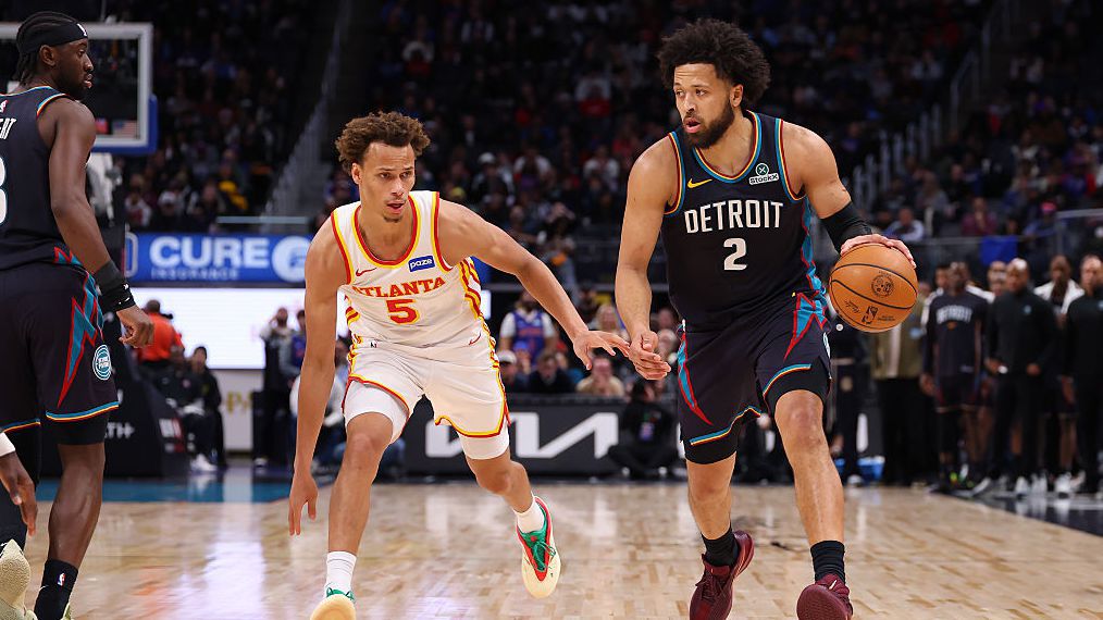 Приказката на Детройт продължава след победа с точка разлика