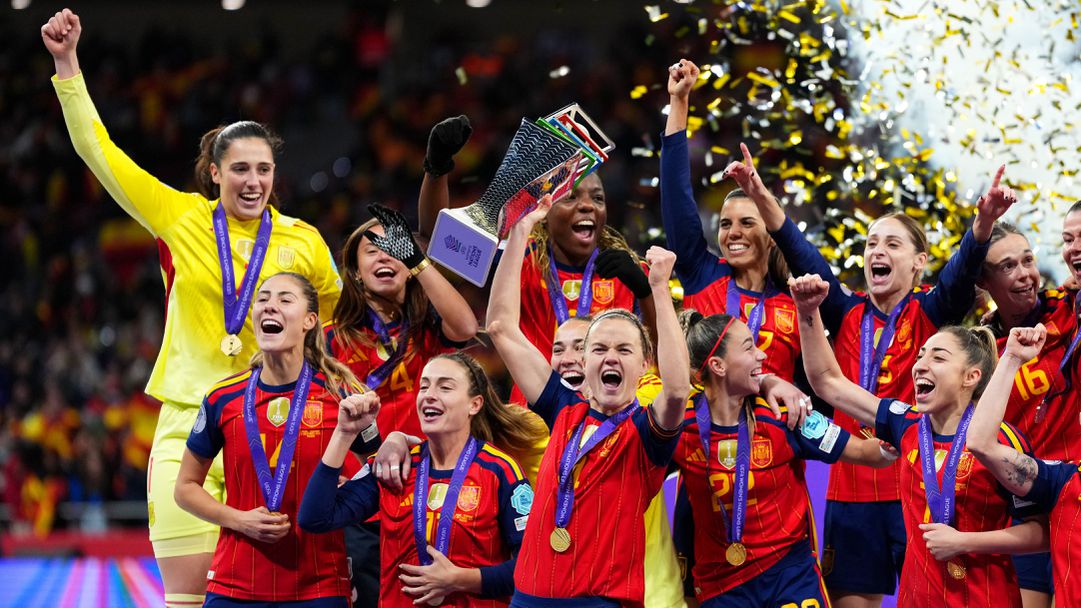 Испания разгроми Германия и защити титлата си в Лигата на нациите