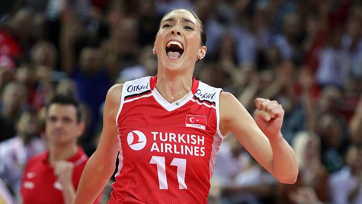 Наз Айдемир се сбогува с женския национален отбор на Турция 🏐