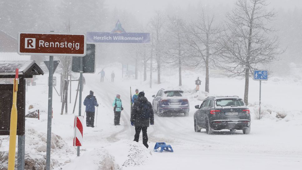 Отлагат спринта за мъже в Оберхоф с 24 часа