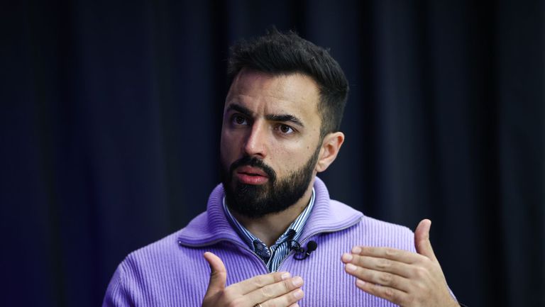 Помощник треньорът на Флоридсдорфер АЦ Александър Гицов гостува в Лигата