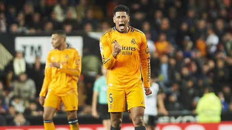 Десетима от Реал ликуваха в нервен мач на "Местайя"