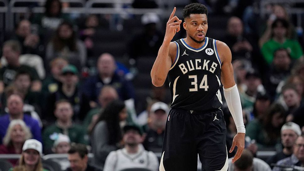 Баскетболистите на Милуоки Бъкс успяха да извоюват победа срещу Шарлът