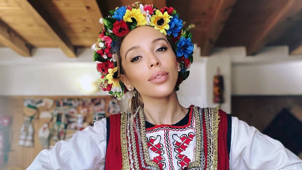 Дъщерята на Стоичков облече носия и отсече: Аз съм българка и обичам моята родина